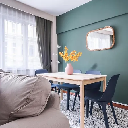 Centrally Located Modern And Cozy Flat In Sisli * 이스탄불